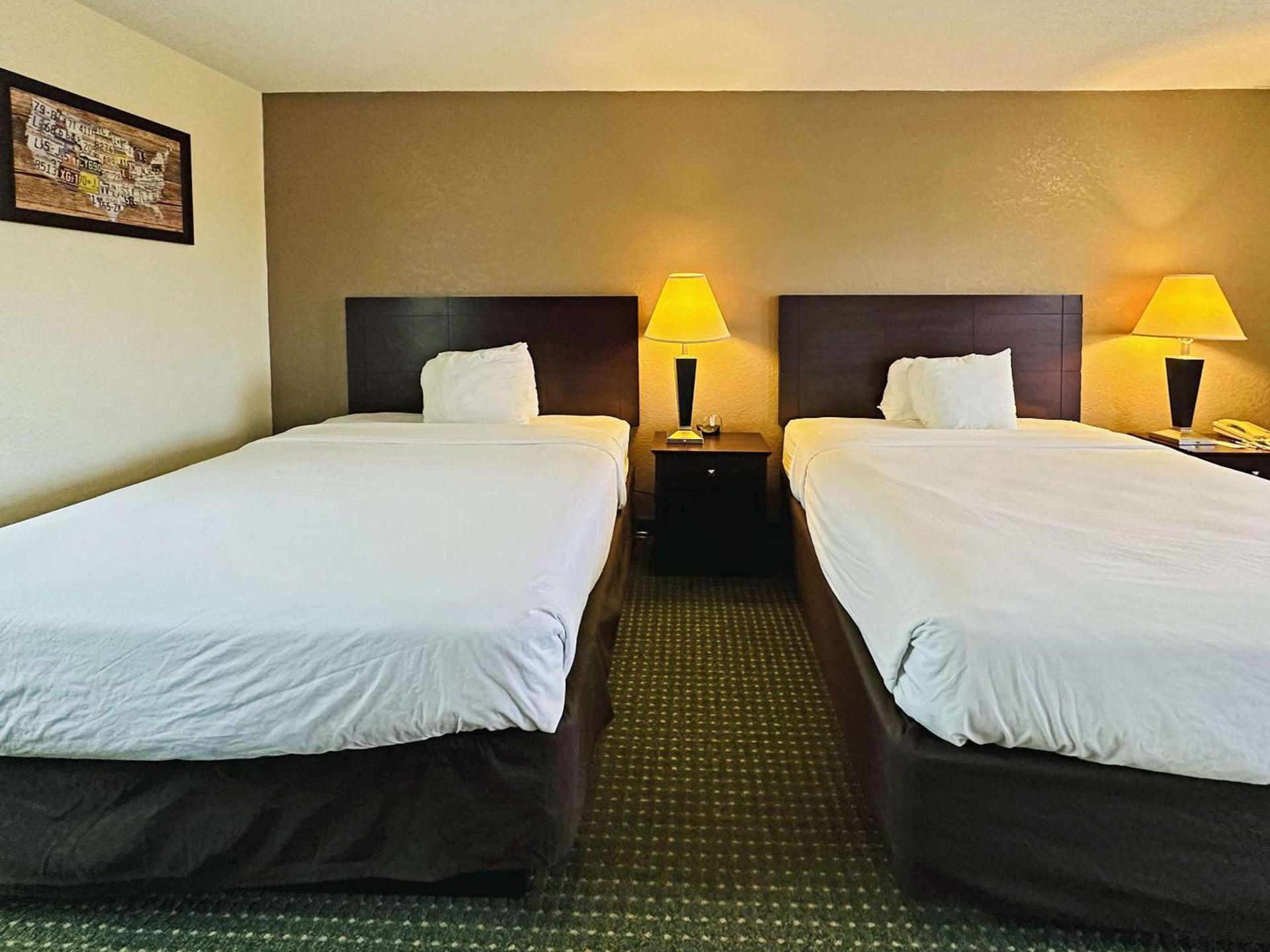Econo Lodge Kannapolis - Concord photo 31