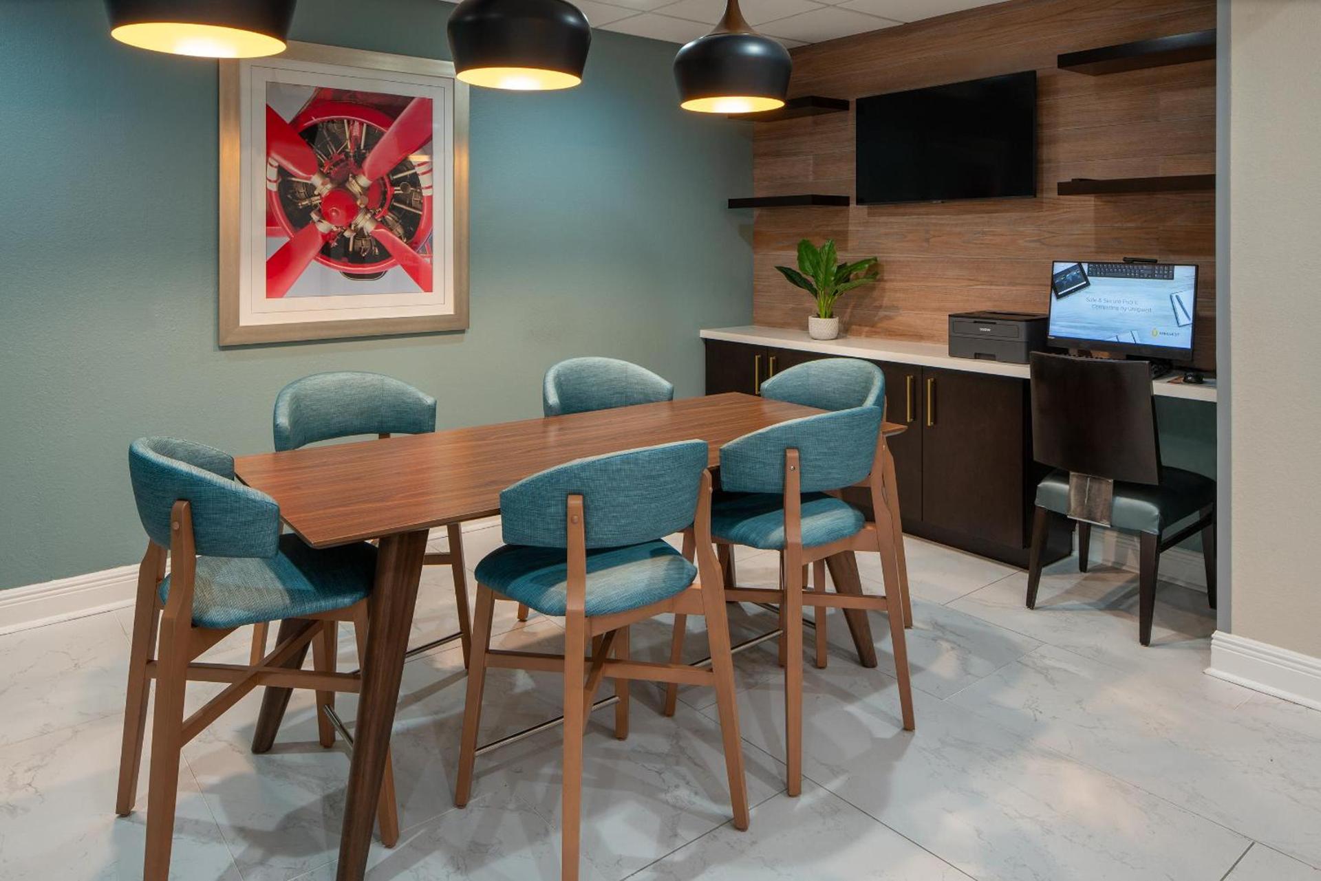 Four Points by Sheraton Alexandria photo 12