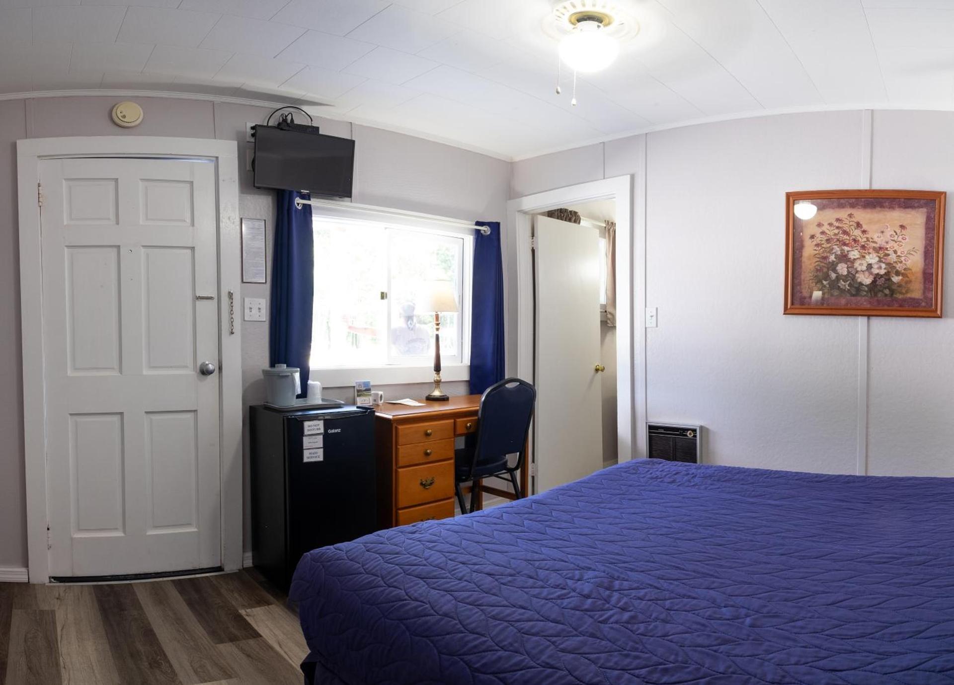 Belle Isle Motel photo 9