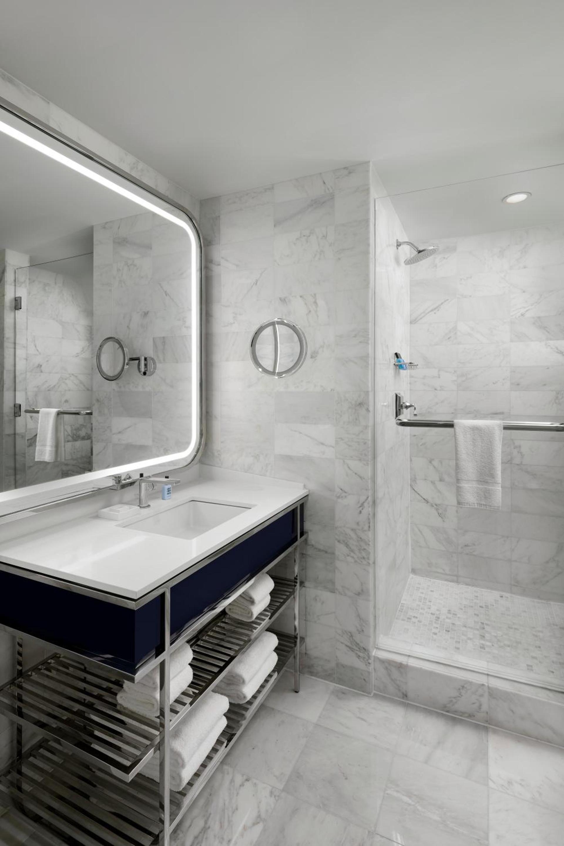 Fontainebleau Miami Beach photo 45