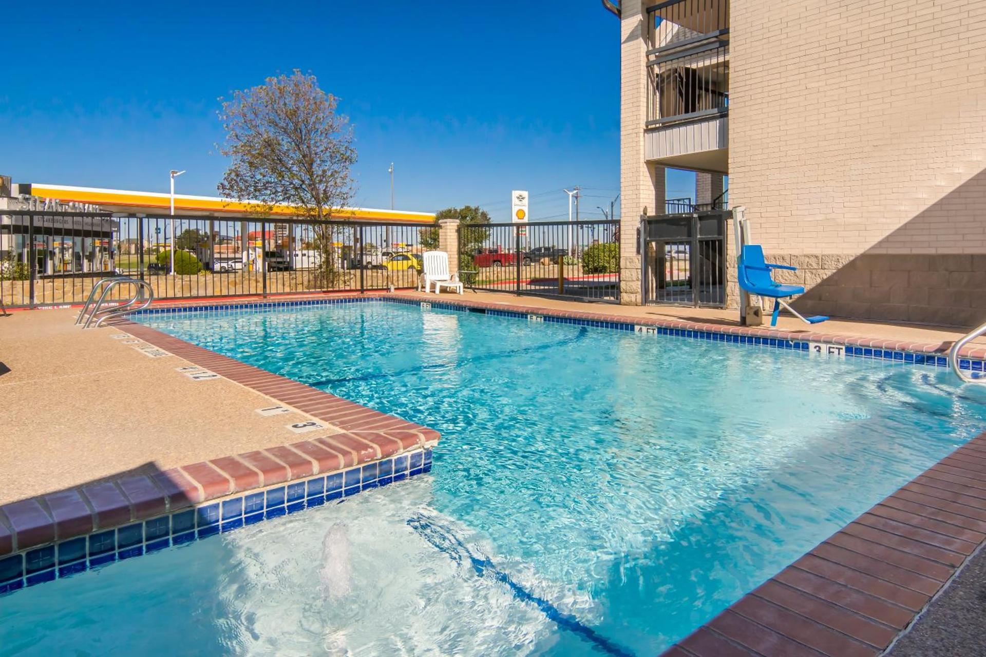Quality Inn & Suites Weatherford photo 84