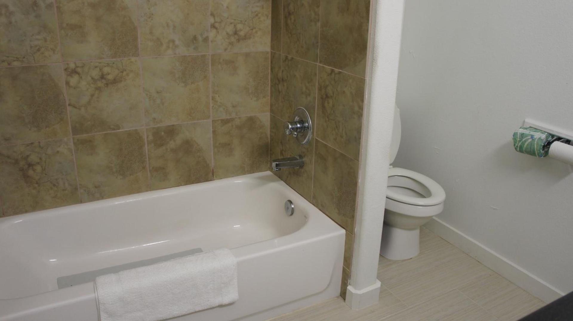 Lux Inn and Suites photo 25