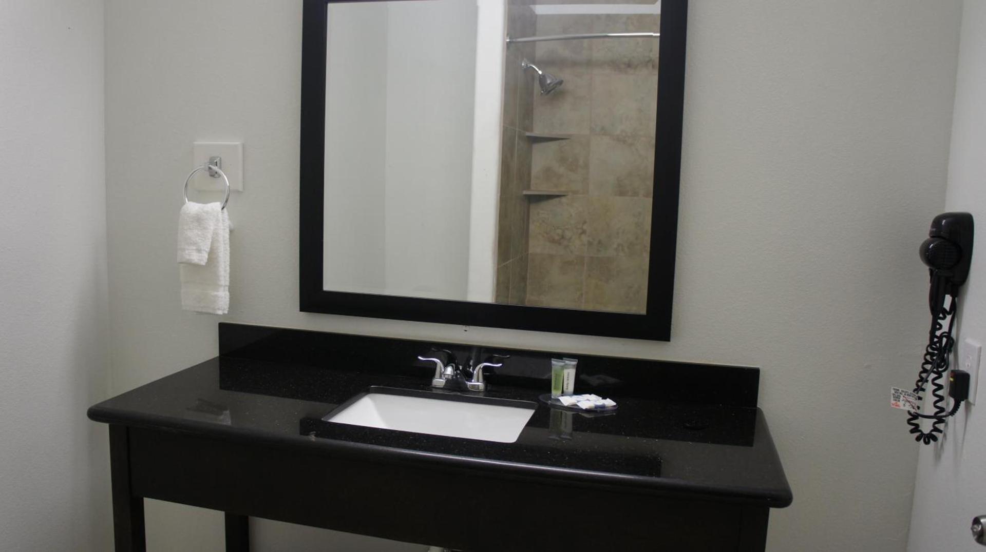 Lux Inn and Suites photo 26