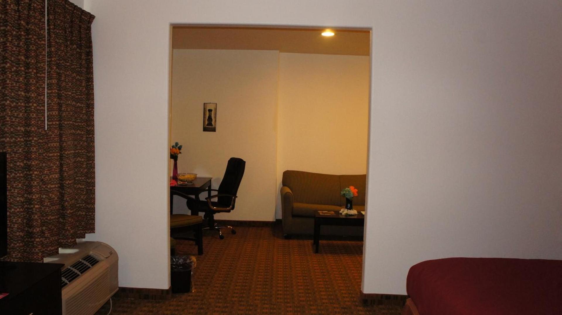 Lux Inn and Suites photo 21