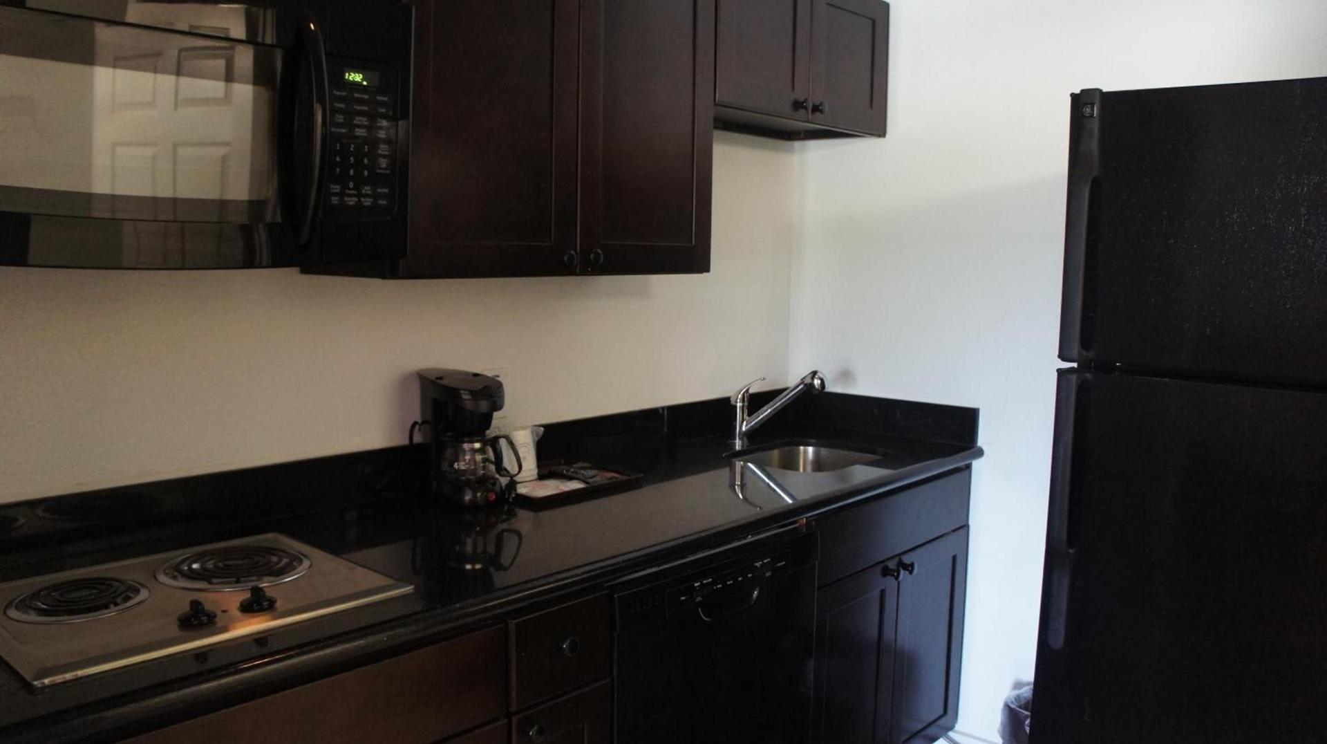 Lux Inn and Suites photo 22
