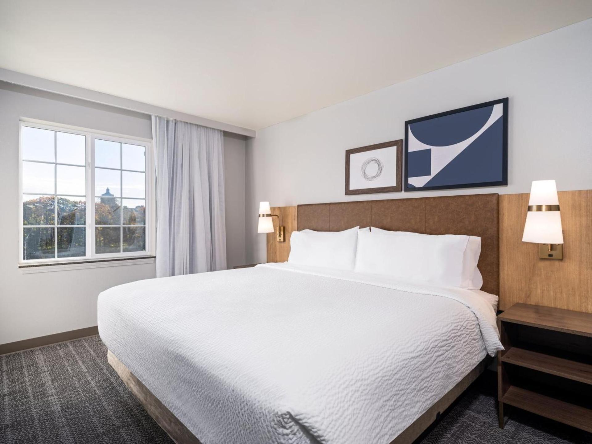 Staybridge Suites Rochester University by IHG photo 70