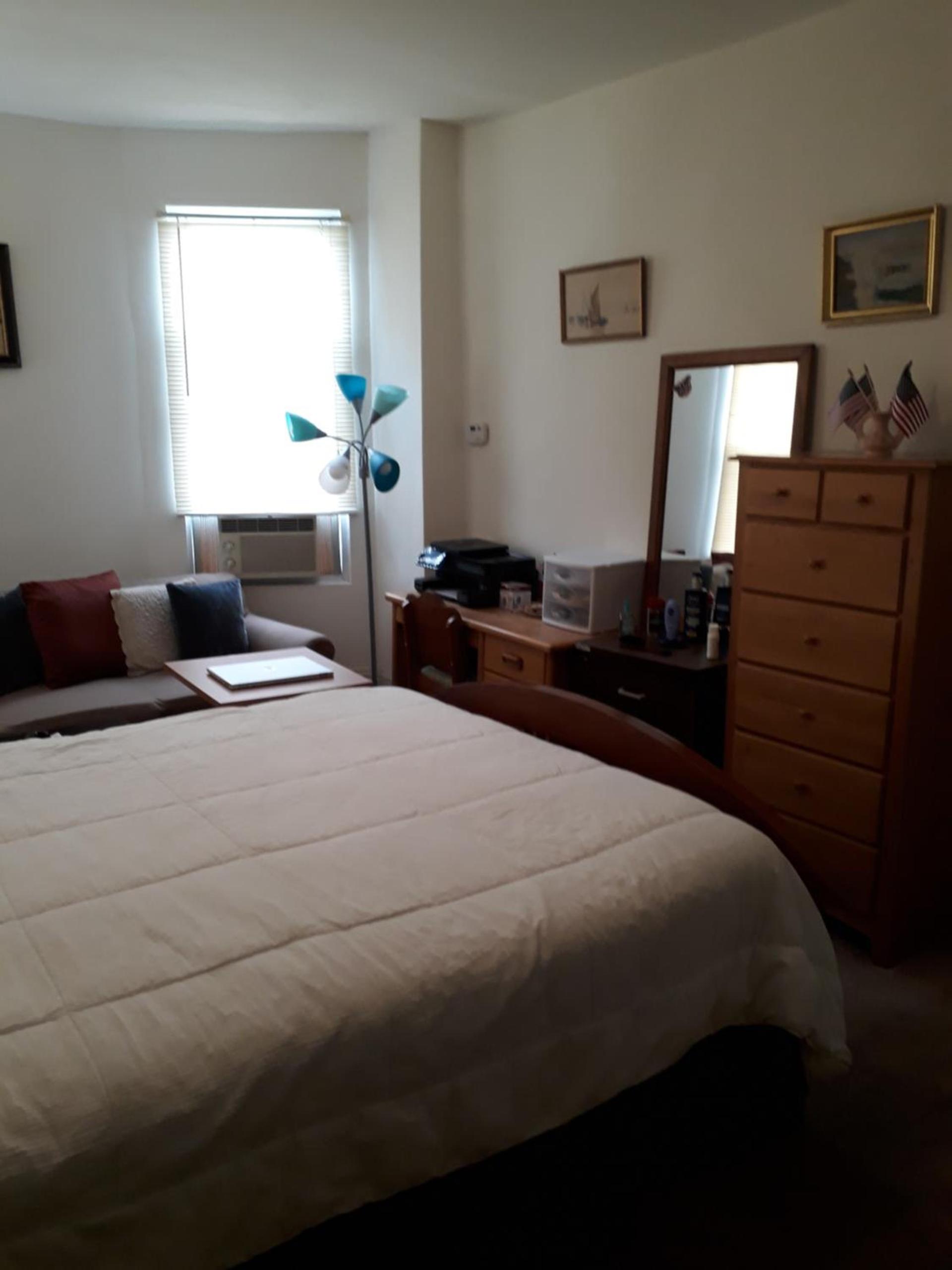 Pleasant Rooming House photo 26