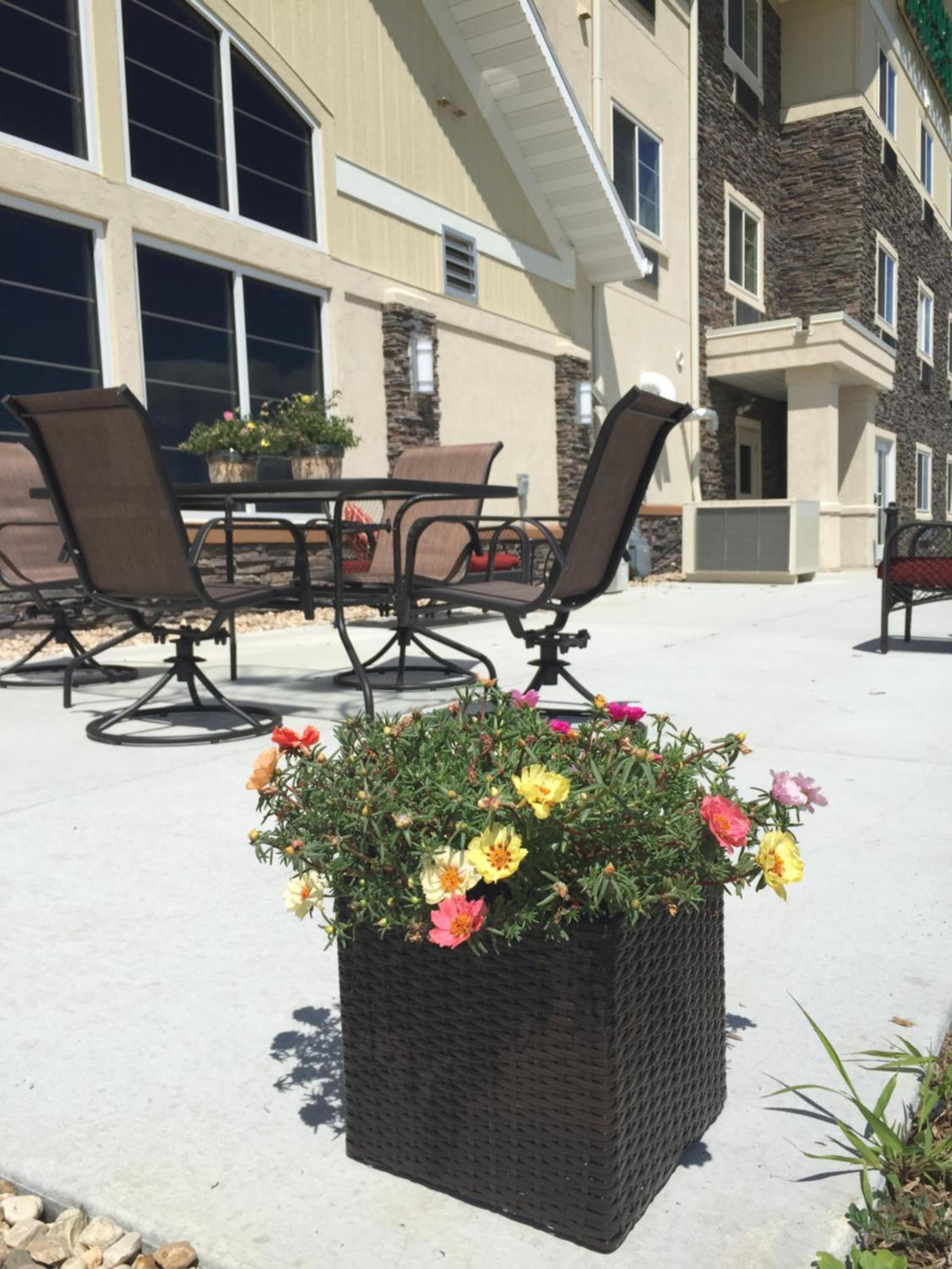 Grandstay Hotel & Suites Mount Horeb - Madison photo 8