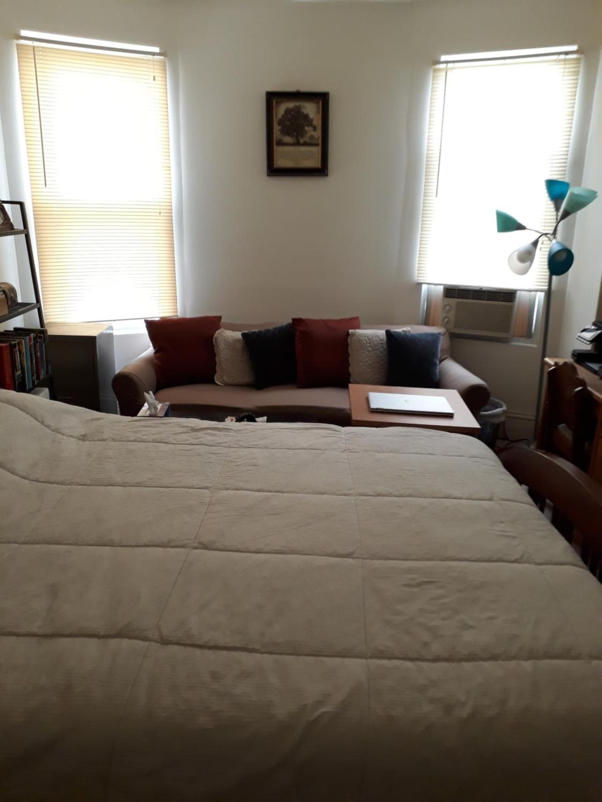 Pleasant Rooming House photo 38