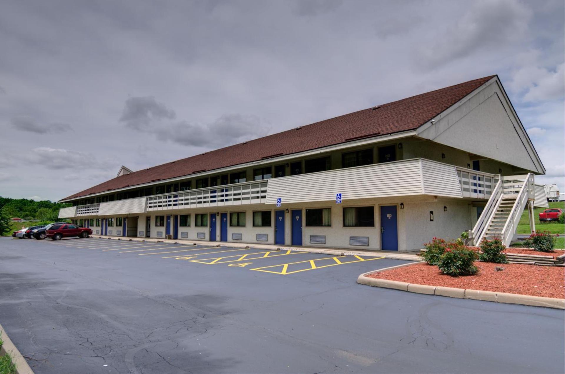Days Inn by Wyndham Kansas City Northeast photo 16