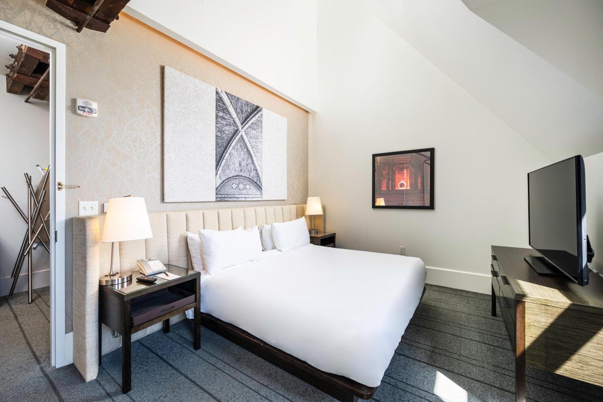 The Richardson Hotel photo 20