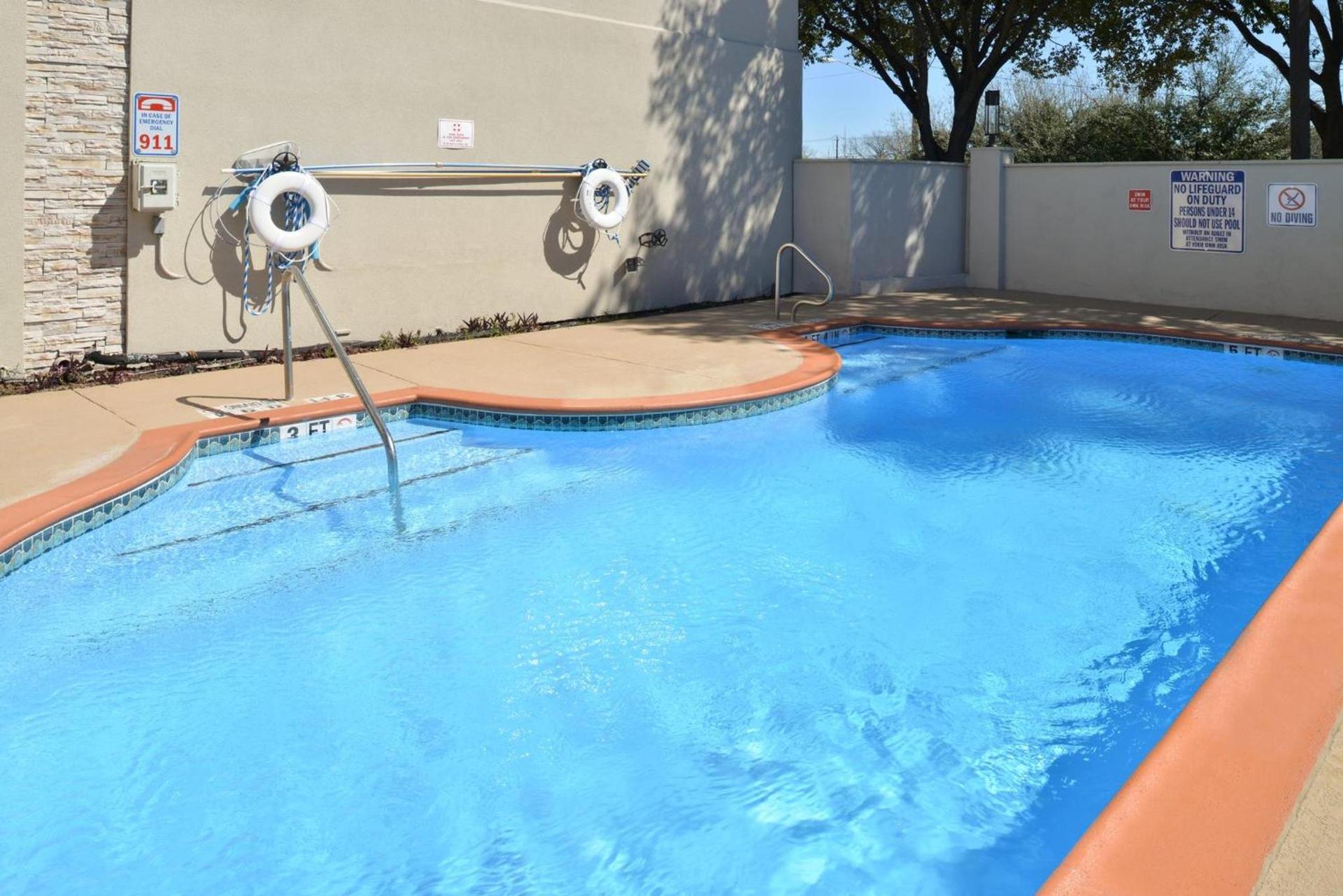 Holiday Inn Express & Suites Austin North Central by IHG photo 48