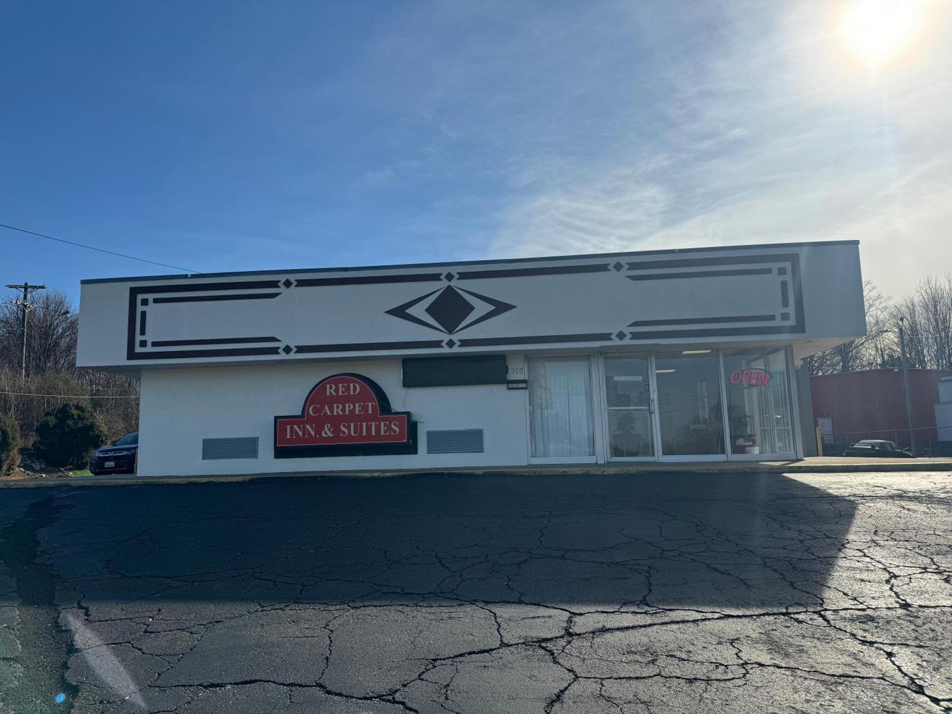 Red Carpet Inn & Suites - Danville — hotel in Danville