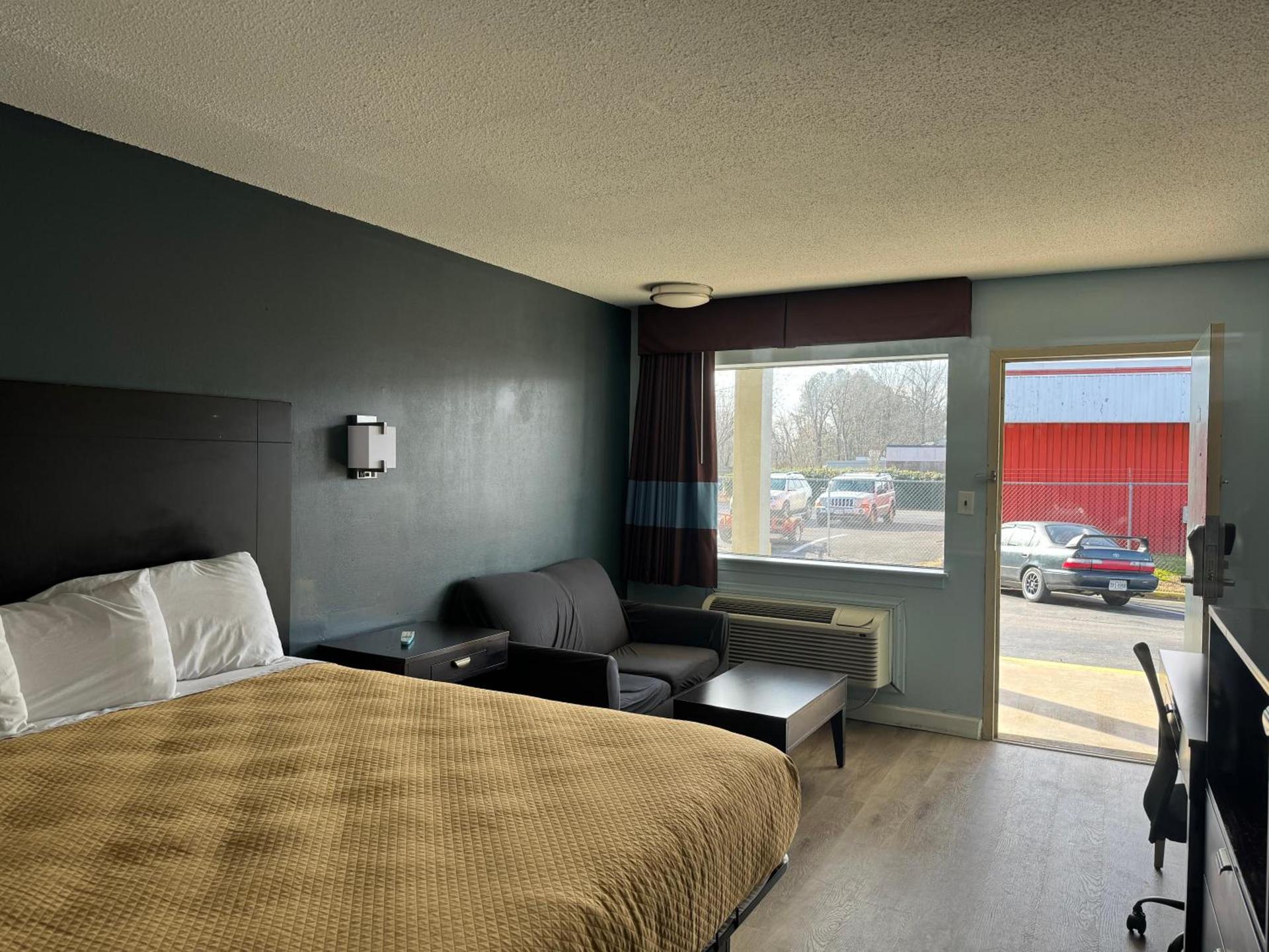Red Carpet Inn & Suites - Danville photo 21