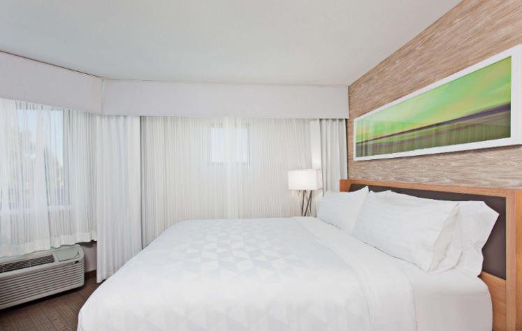 Holiday Inn Palmdale-Lancaster by IHG photo 10