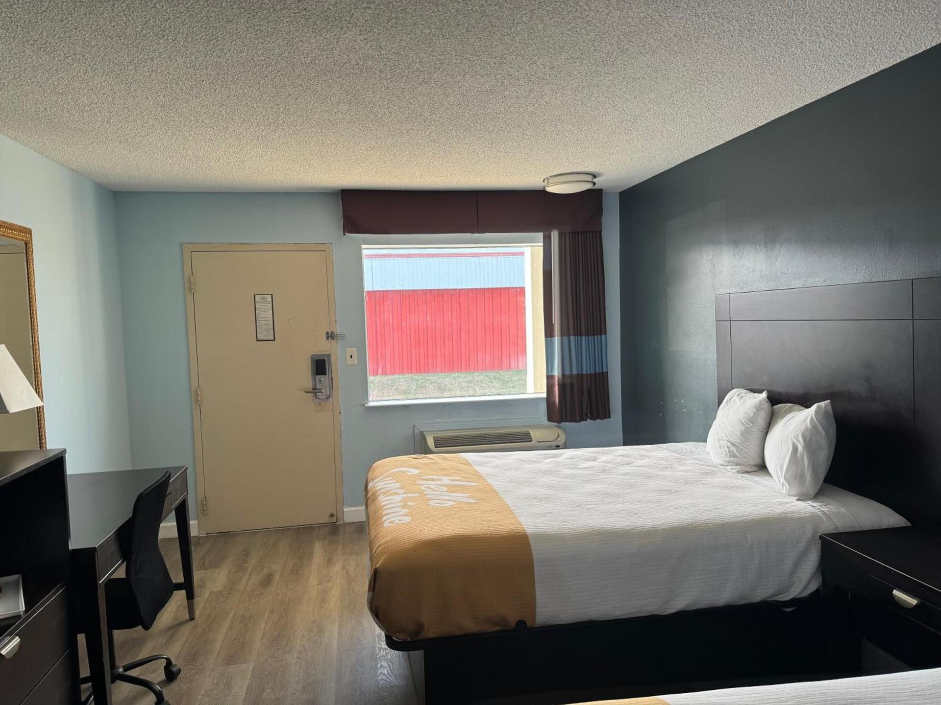 Red Carpet Inn & Suites - Danville photo 10