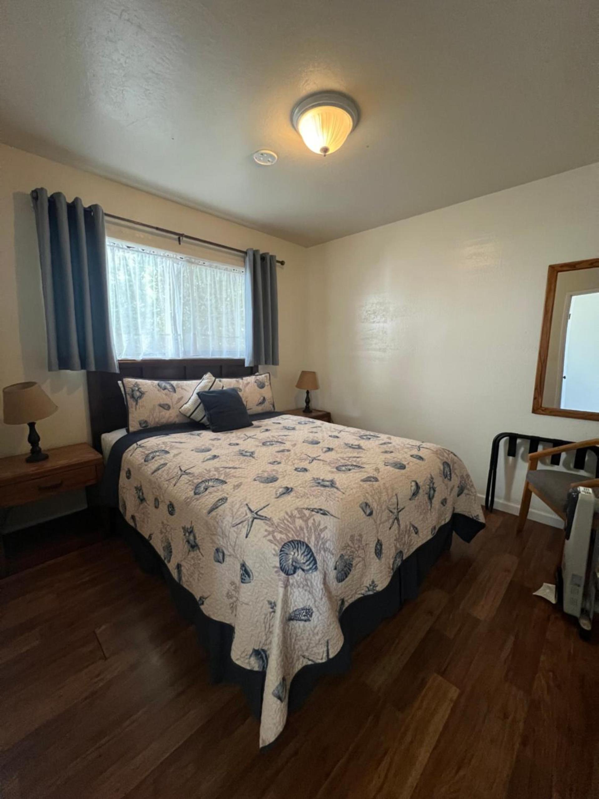 Ocean Cove Lodge photo 16