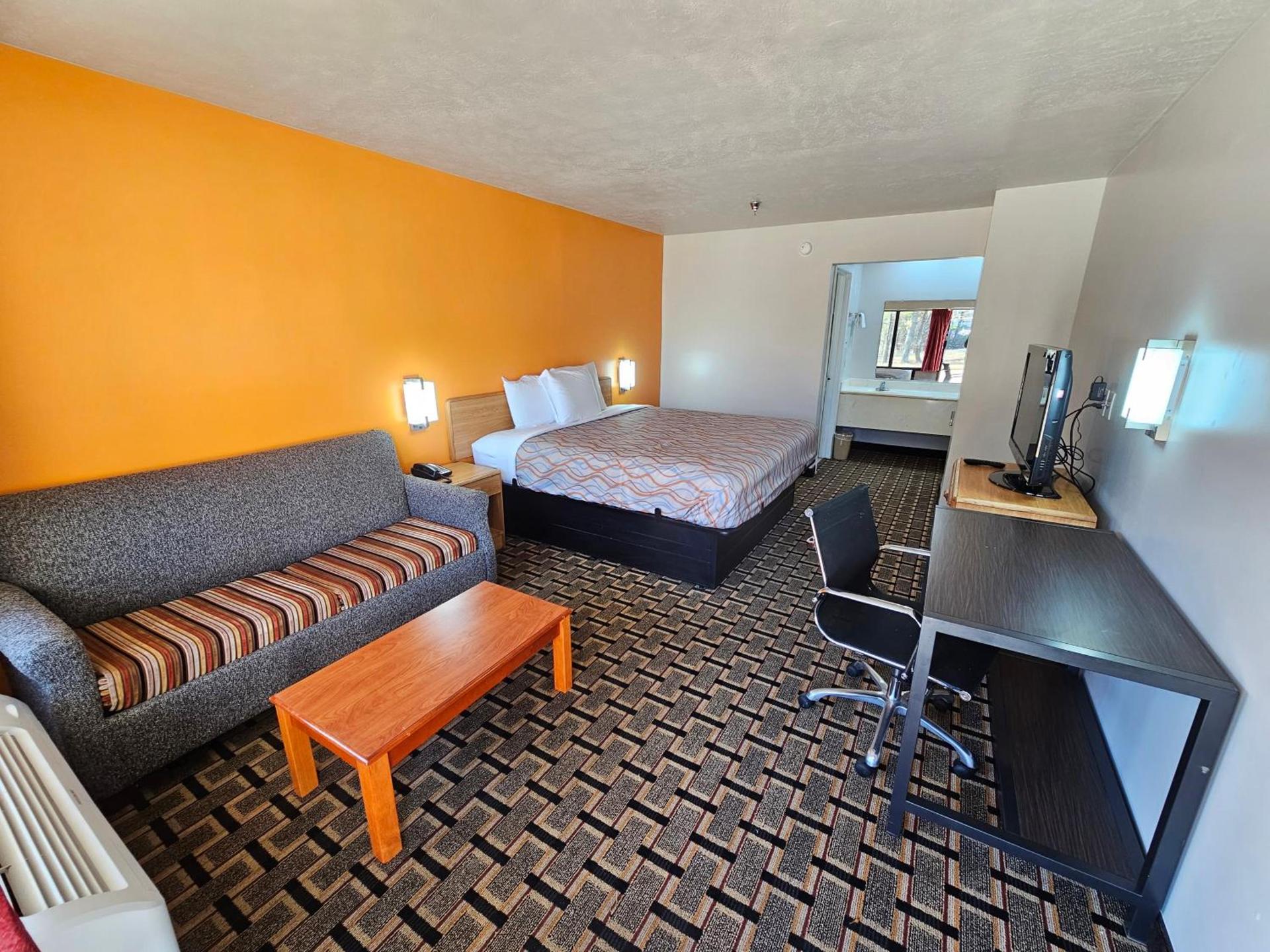 TRAVEL INN photo 8