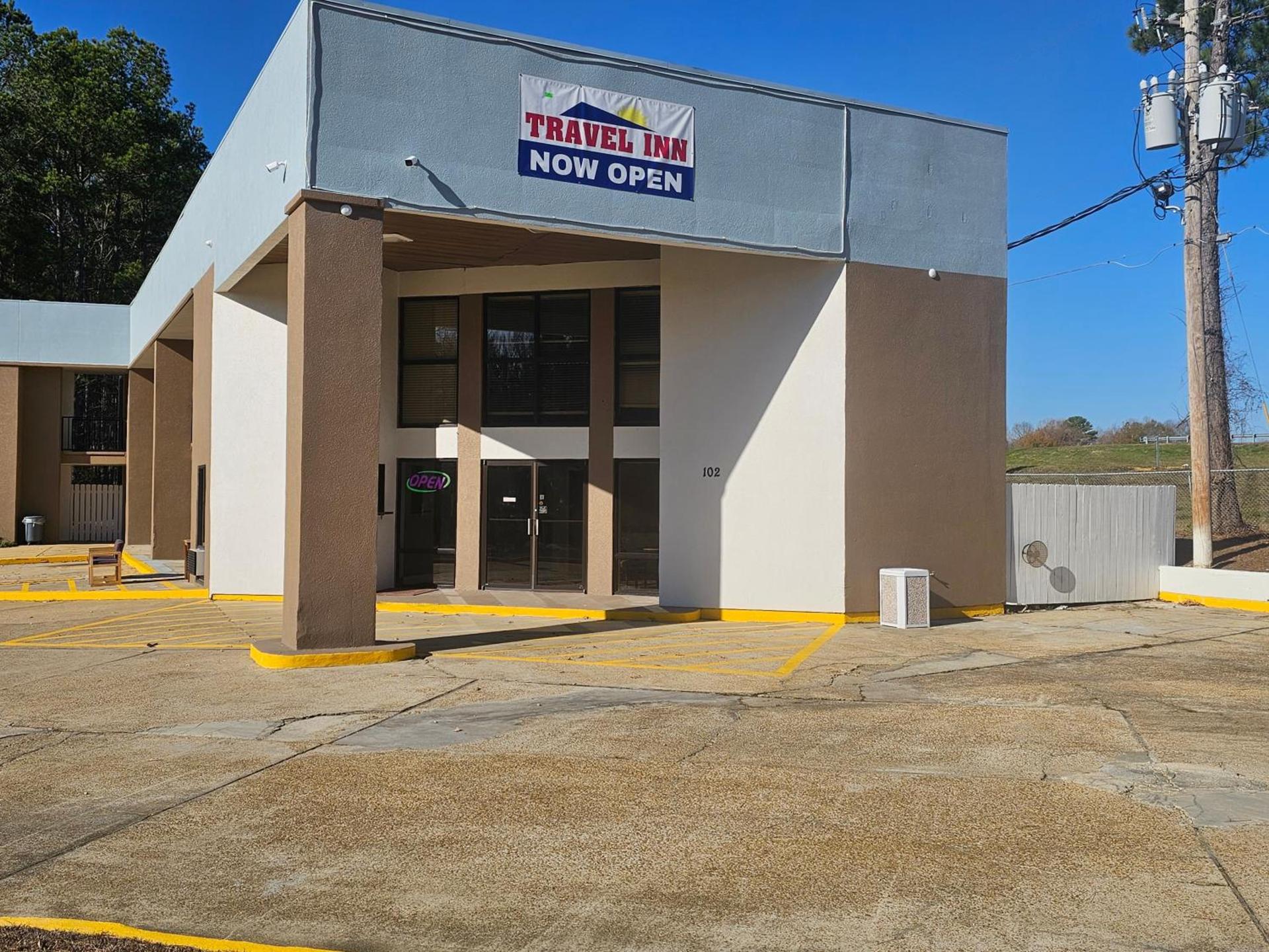 TRAVEL INN photo 1