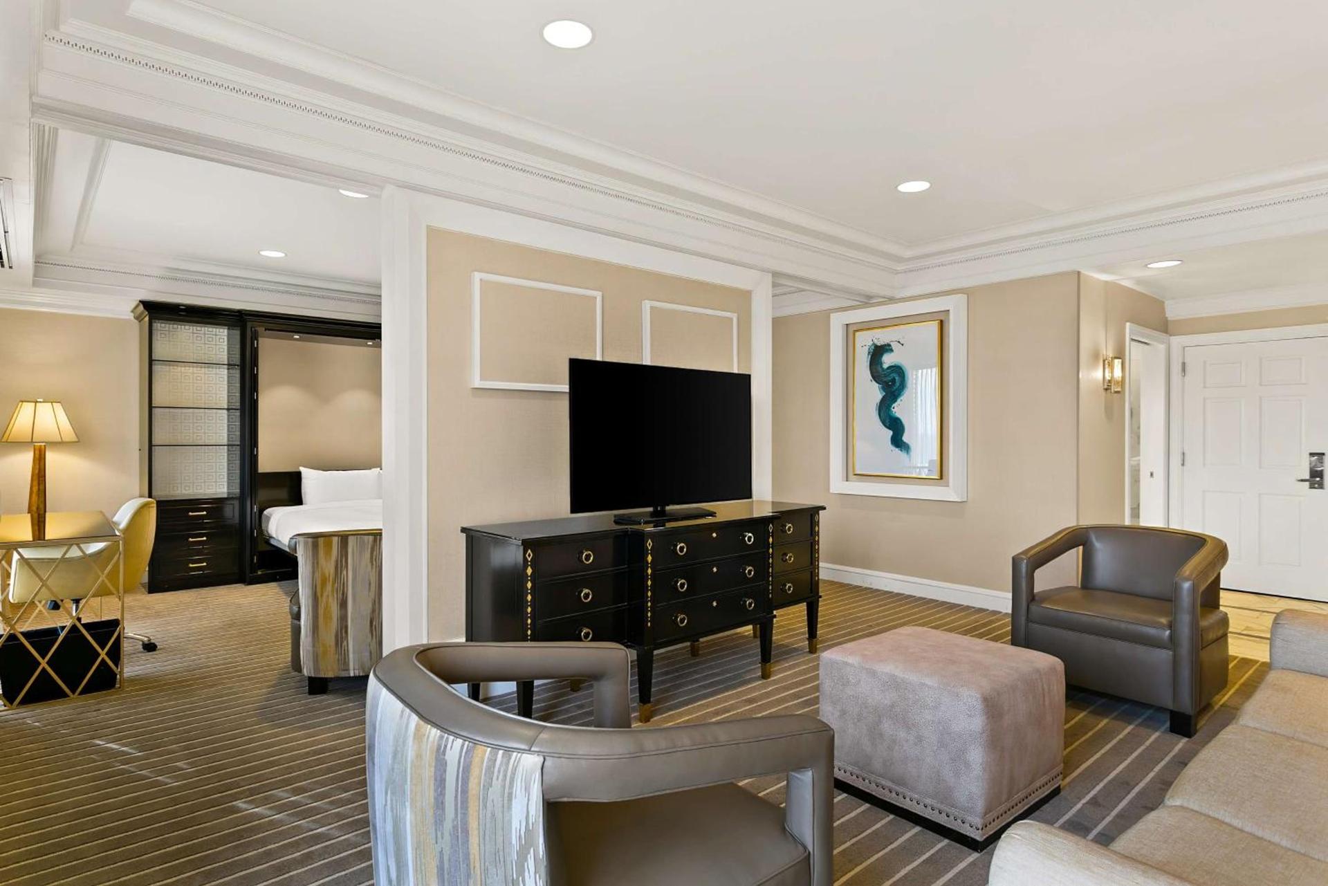 The Royal Sonesta Harbor Court Baltimore photo 10