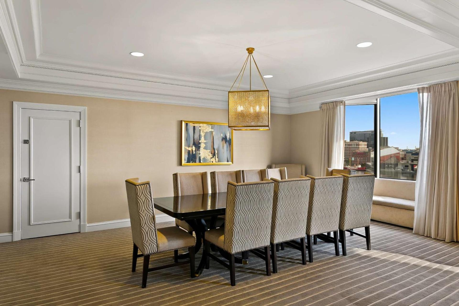 The Royal Sonesta Harbor Court Baltimore photo 11