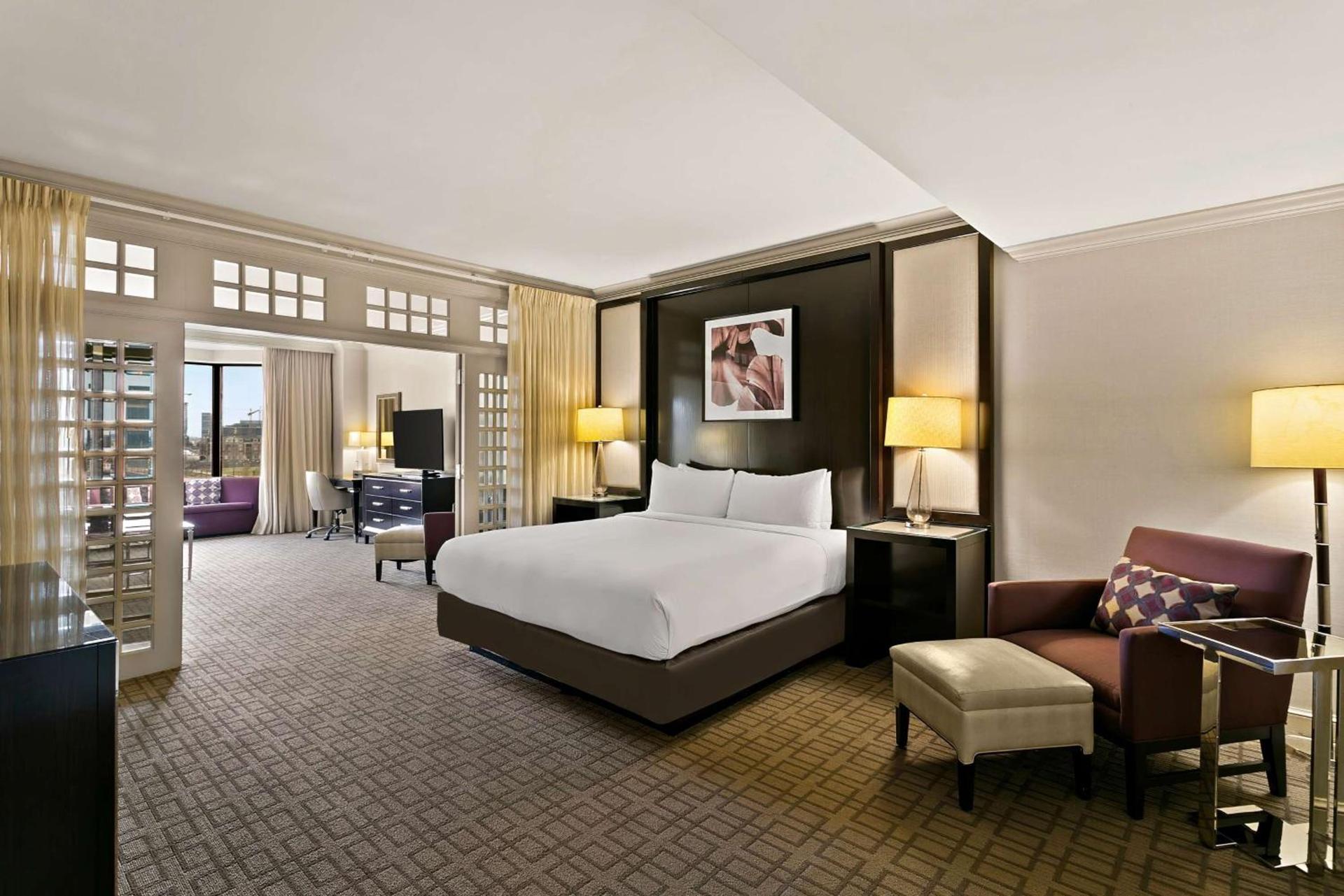 The Royal Sonesta Harbor Court Baltimore photo 24