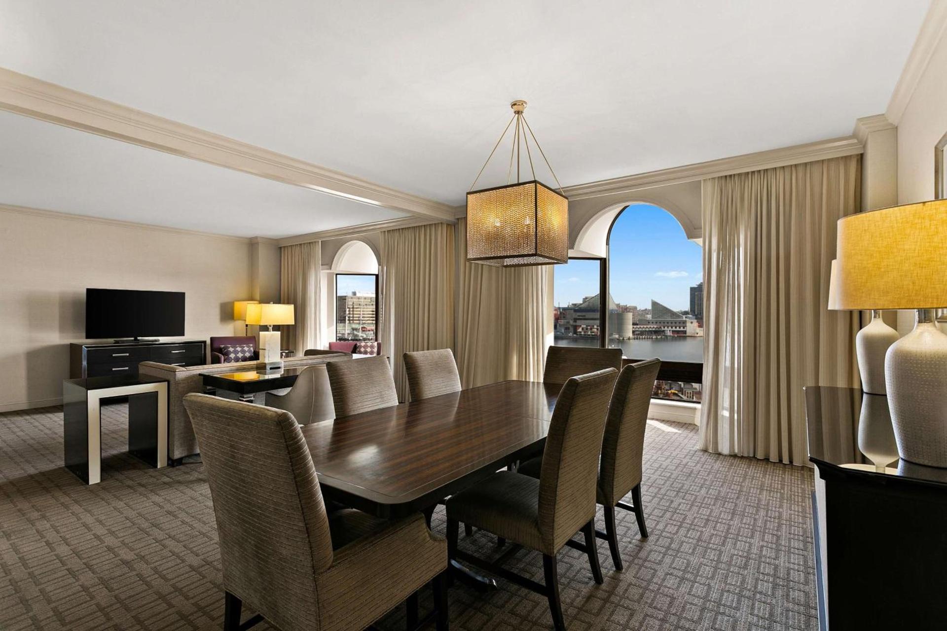 The Royal Sonesta Harbor Court Baltimore photo 28