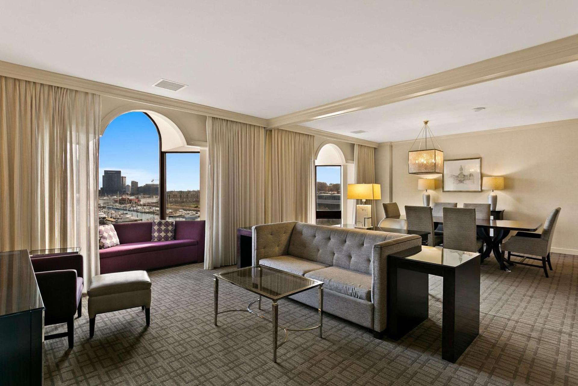 The Royal Sonesta Harbor Court Baltimore photo 30