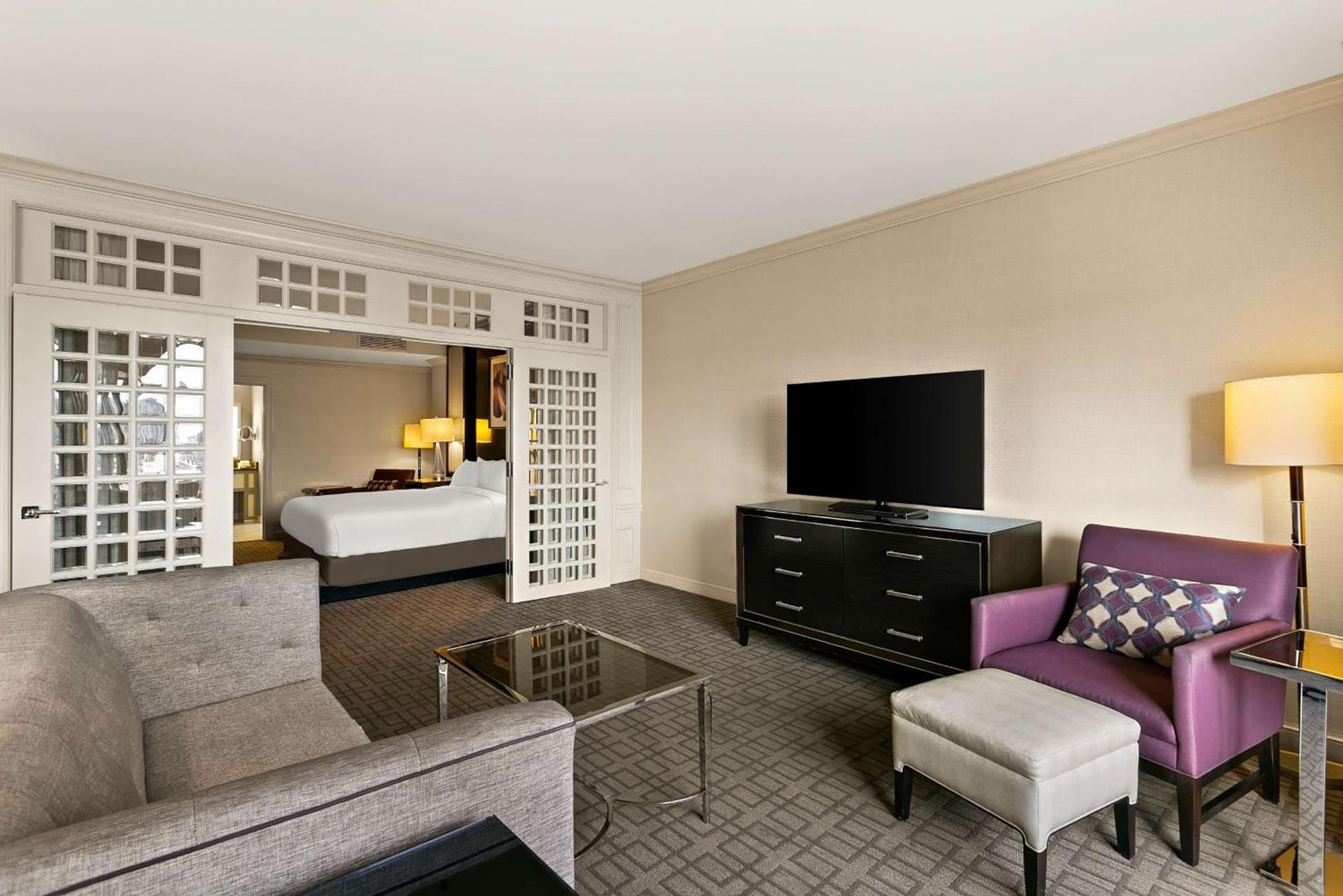 The Royal Sonesta Harbor Court Baltimore photo 31