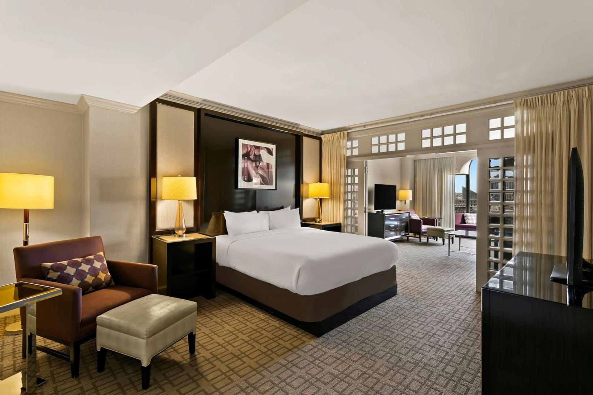 The Royal Sonesta Harbor Court Baltimore photo 32