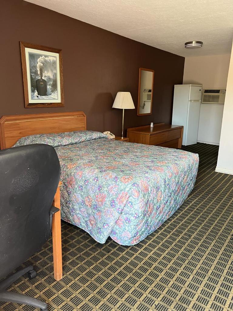 Aaron Motel photo 11