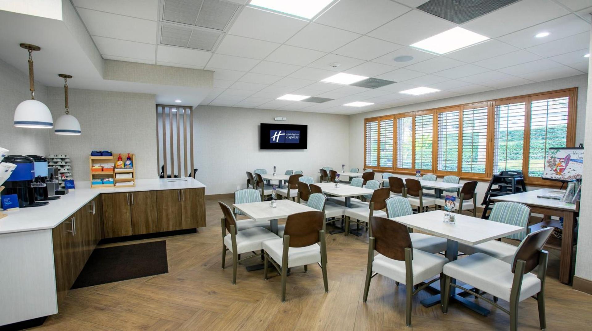 Holiday Inn Express- North Palm Beach and IHG Hotel photo 51