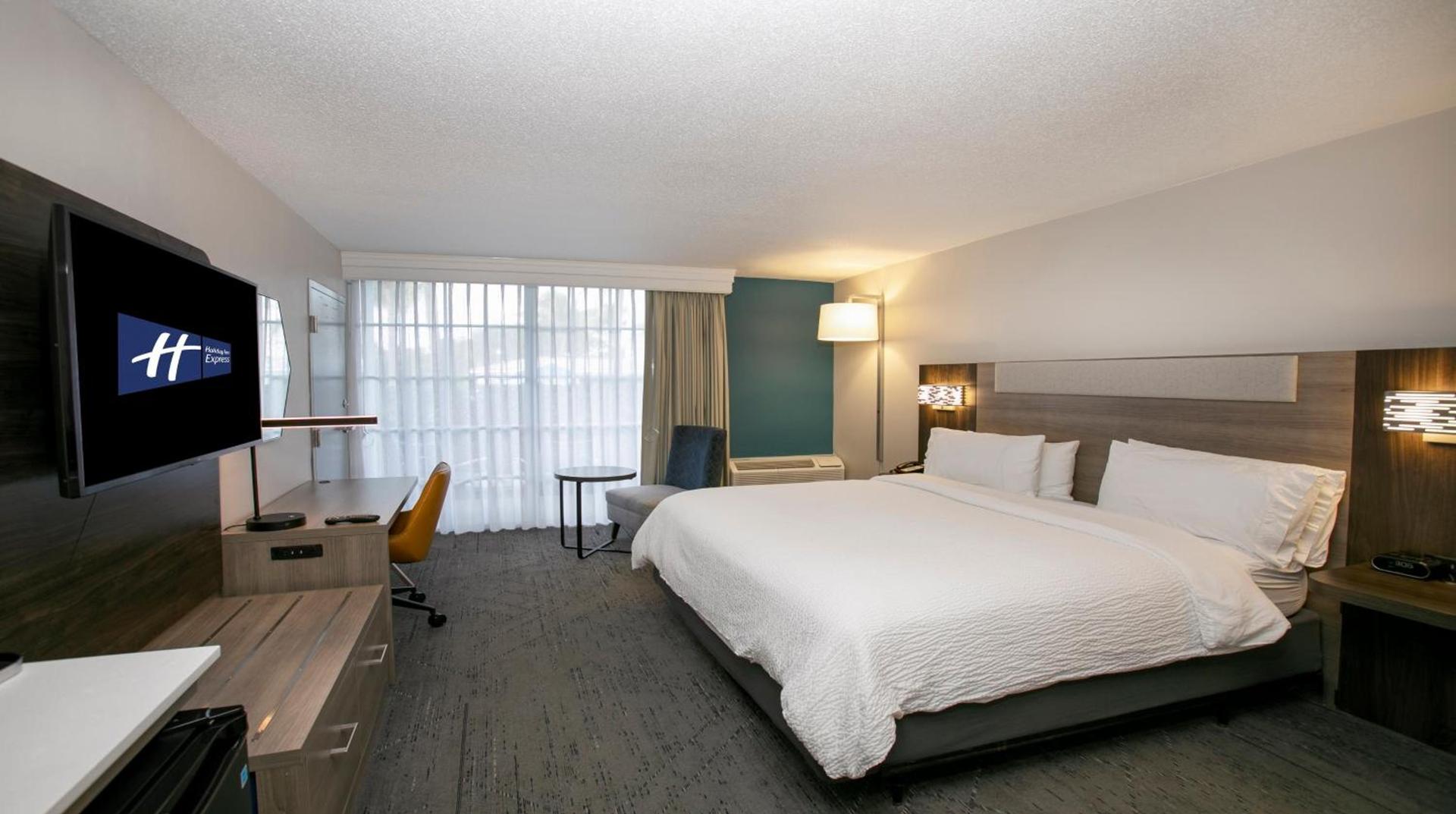 Holiday Inn Express- North Palm Beach and IHG Hotel photo 50