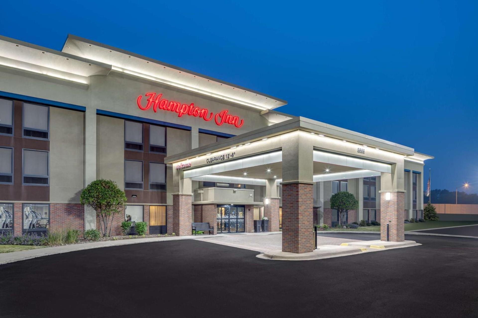 Hampton Inn Joliet-Plainfield I-55 photo 2