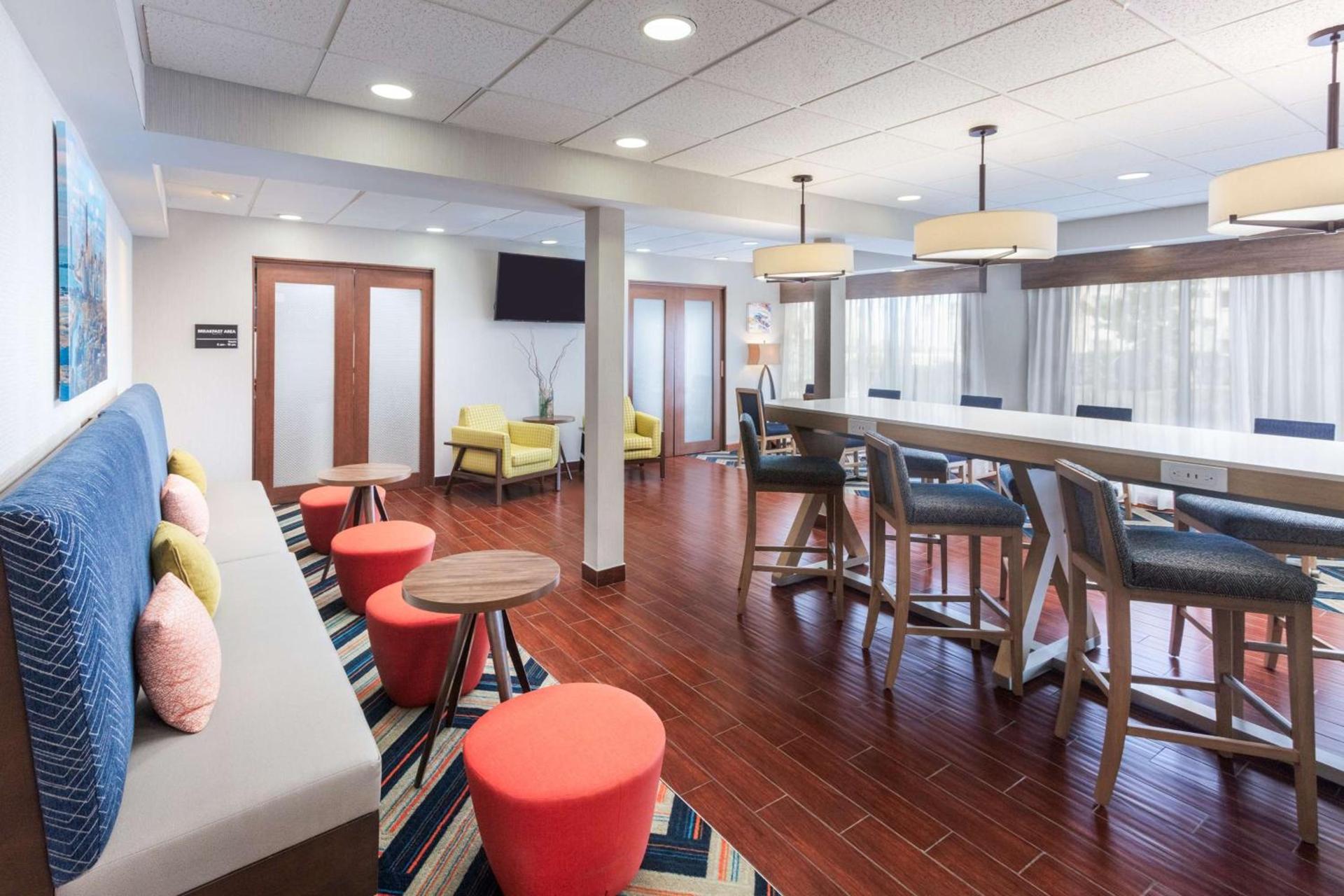Hampton Inn Joliet-Plainfield I-55 photo 11