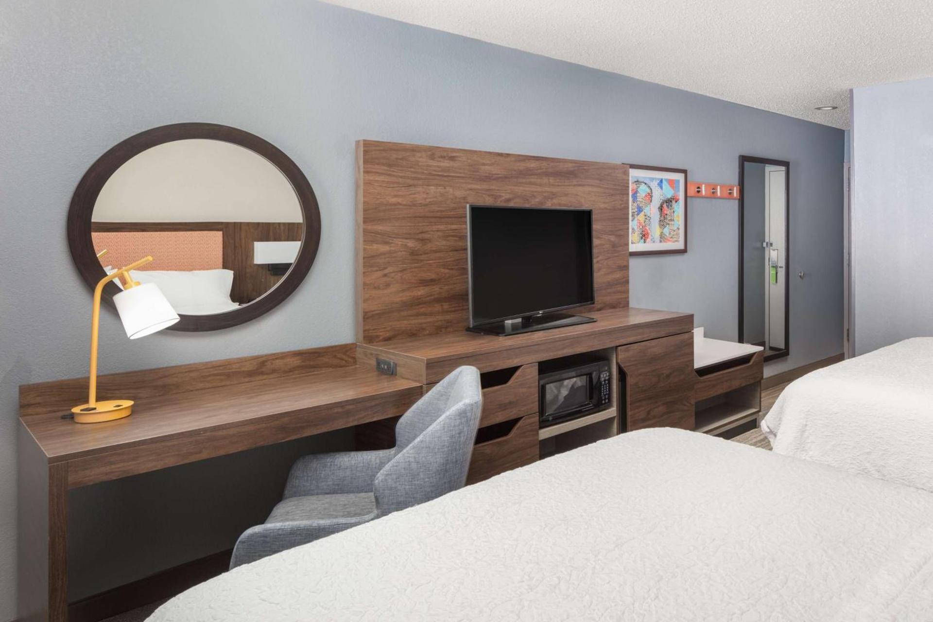 Hampton Inn Joliet-Plainfield I-55 photo 16