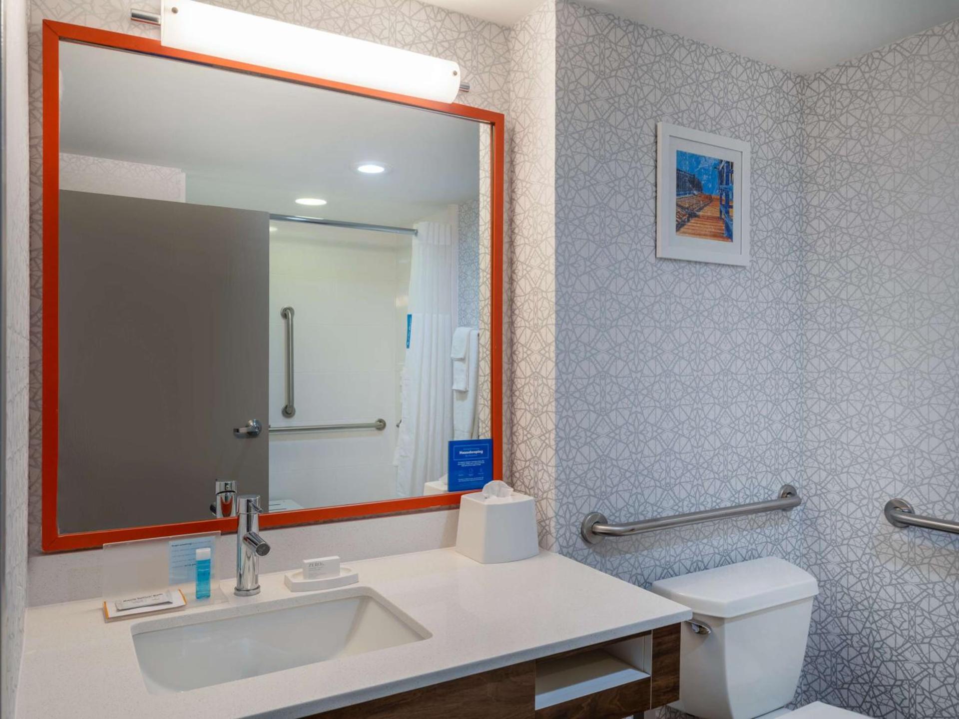 Hampton Inn Joliet-Plainfield I-55 photo 21