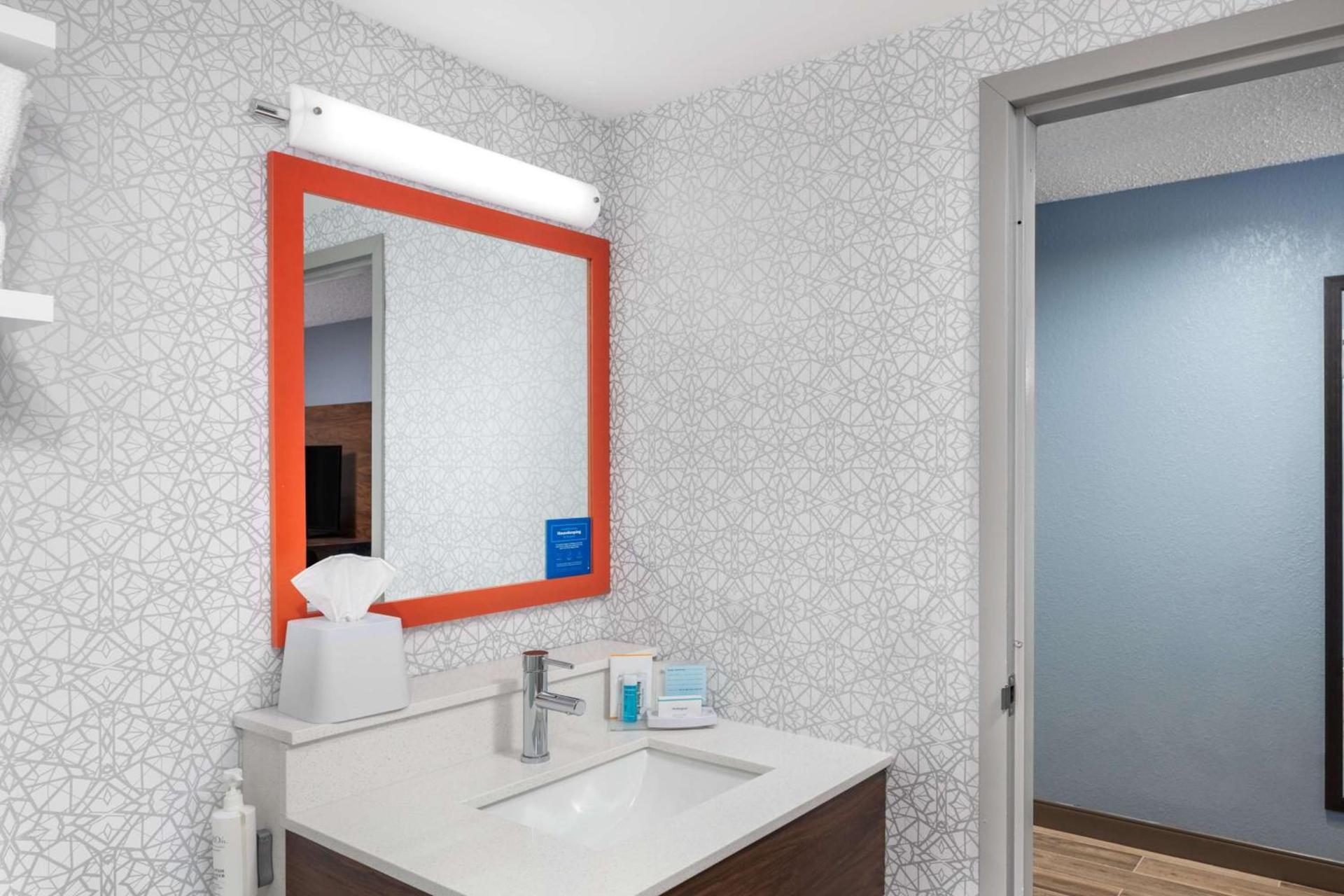 Hampton Inn Joliet-Plainfield I-55 photo 27
