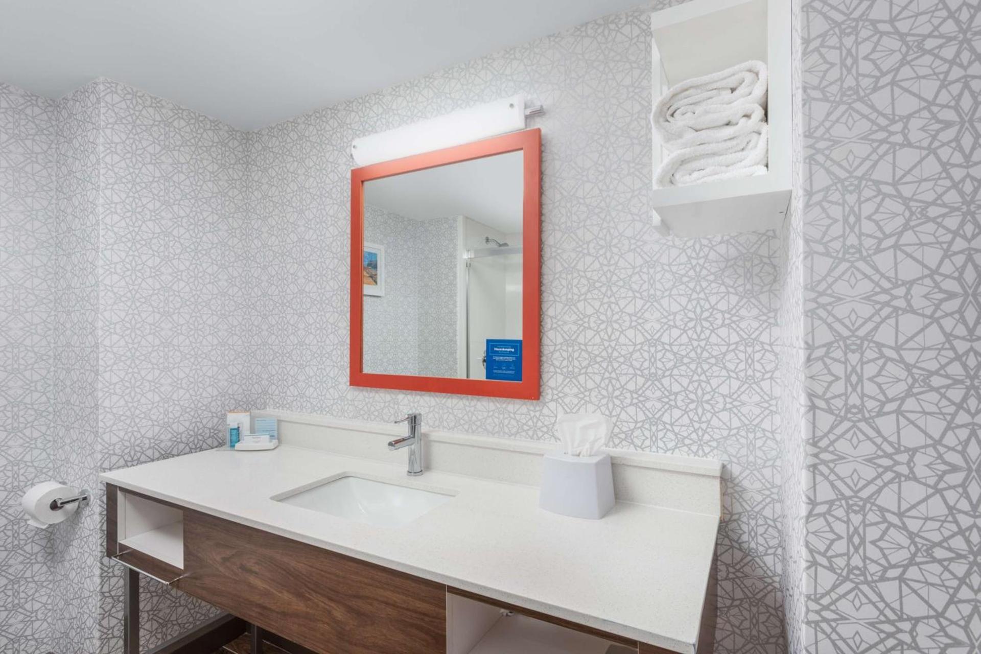 Hampton Inn Joliet-Plainfield I-55 photo 29