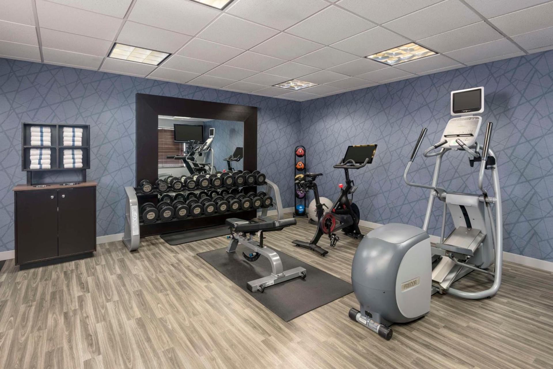 Homewood Suites by Hilton Phoenix North-Happy Valley photo 12