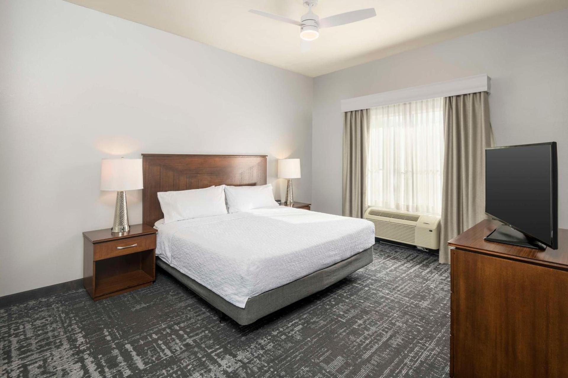 Homewood Suites by Hilton Phoenix North-Happy Valley photo 26