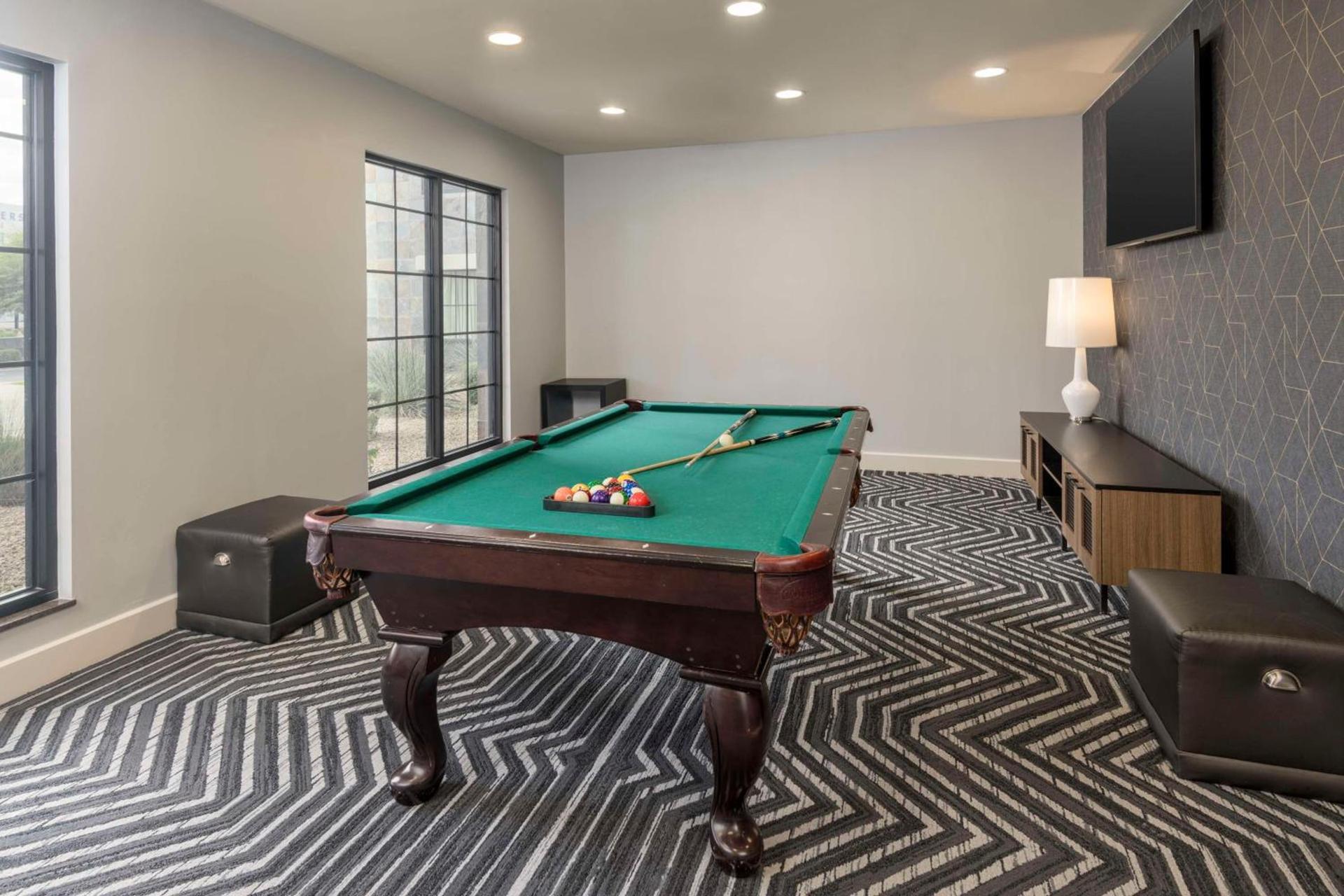 Homewood Suites by Hilton Phoenix North-Happy Valley photo 40