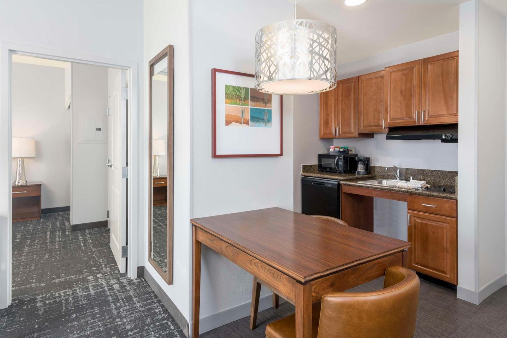 Homewood Suites by Hilton Phoenix North-Happy Valley photo 42