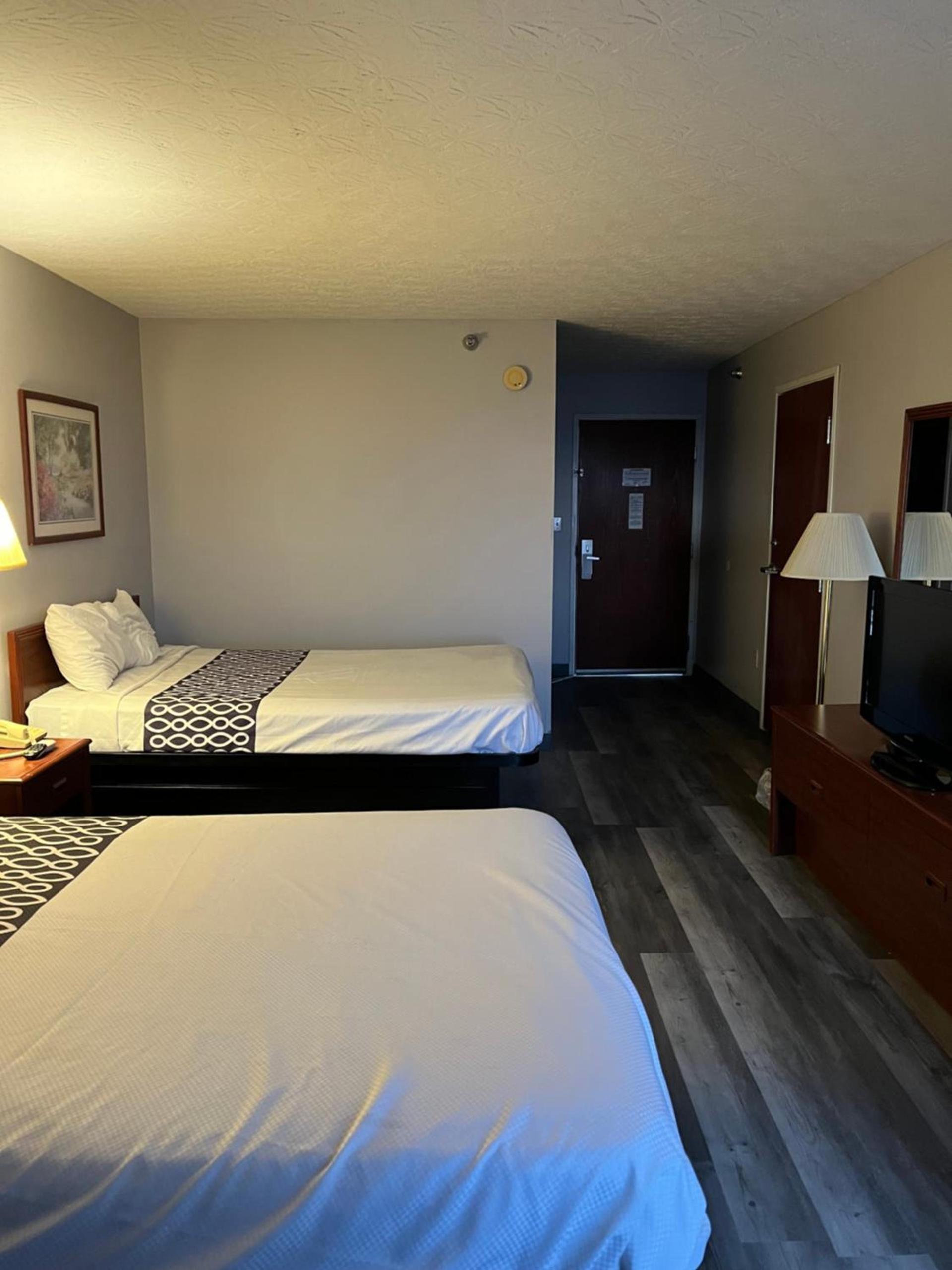 Springfield Inn photo 4