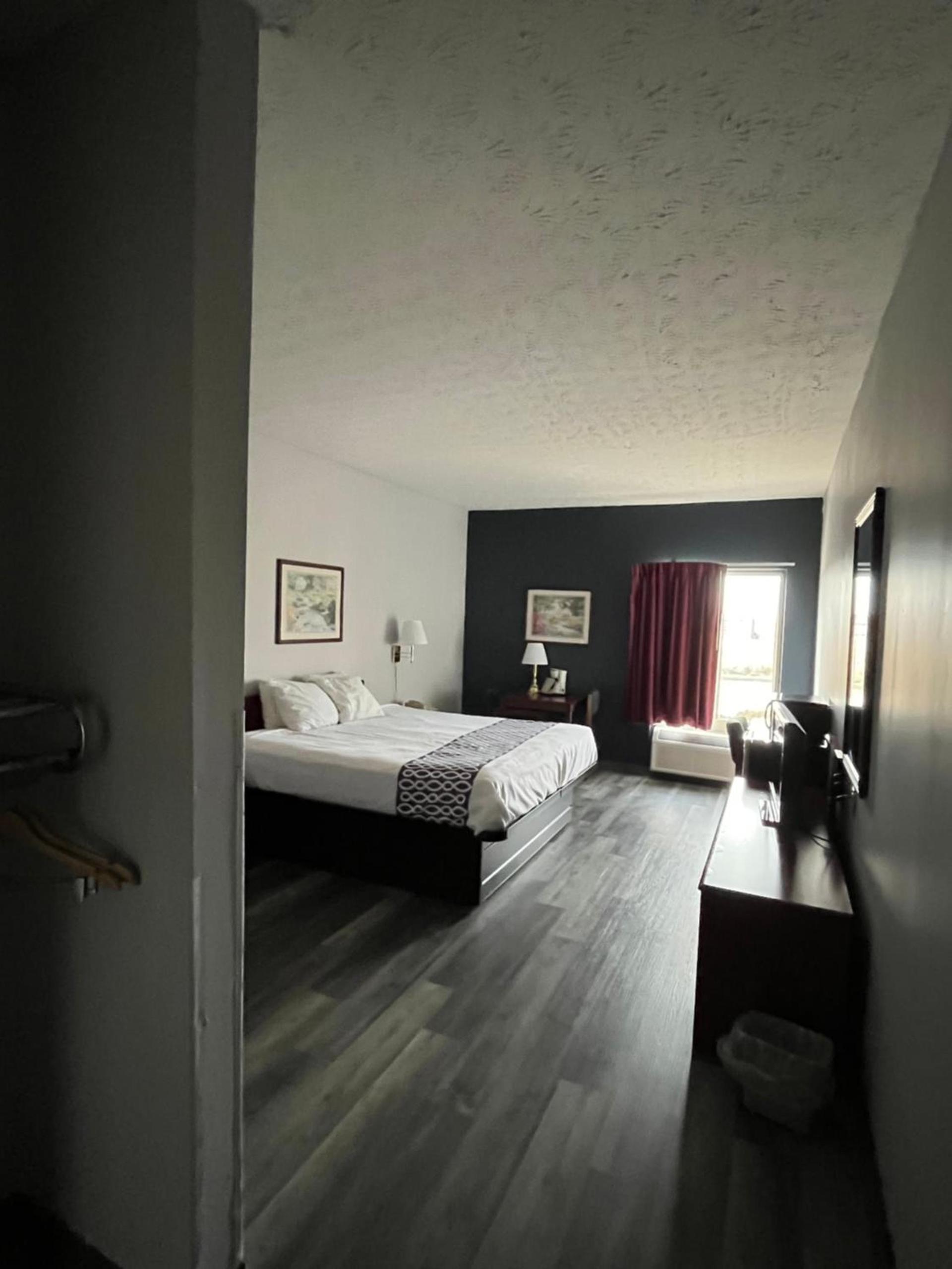 Springfield Inn photo 5
