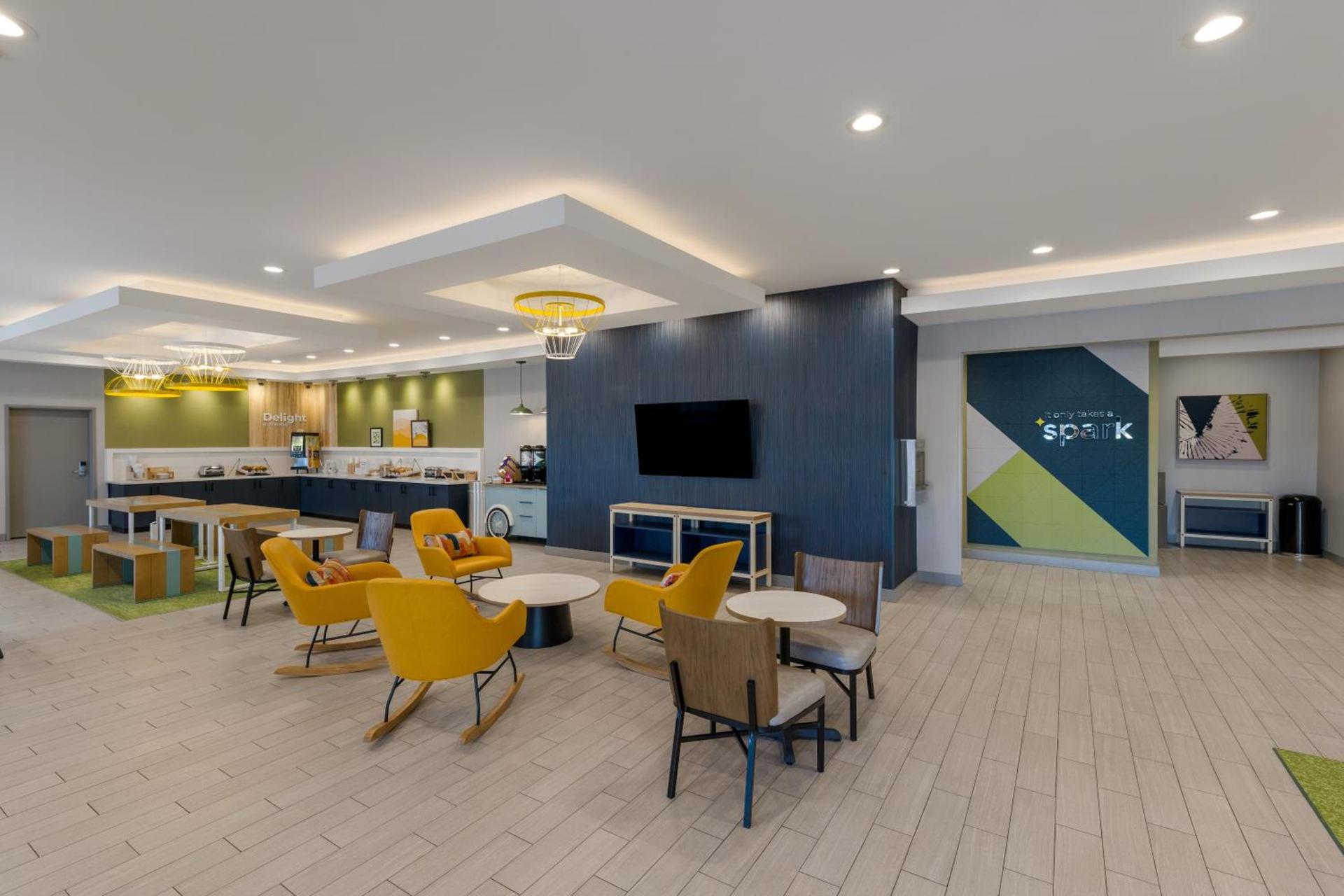 Spark by Hilton Midland South photo 36