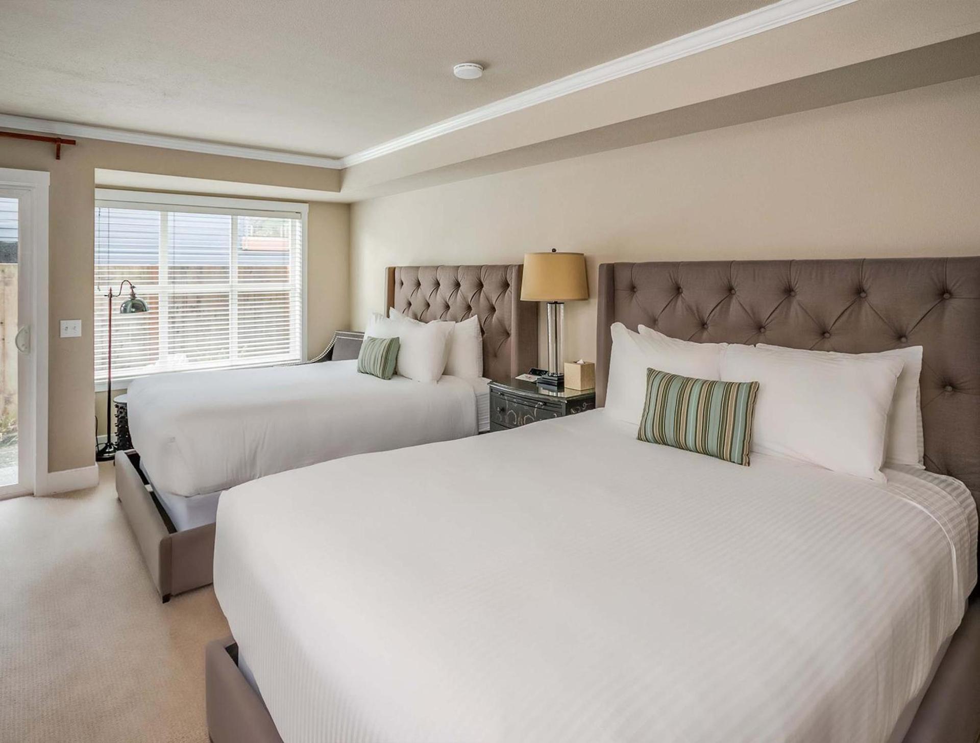 Cannon Beach Hotel Collection photo 95