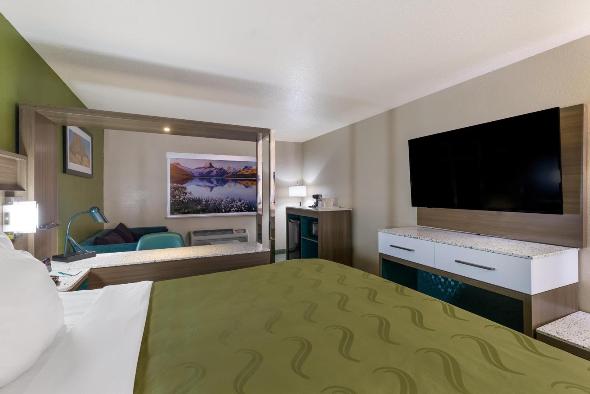 Quality Inn Alpine photo 25