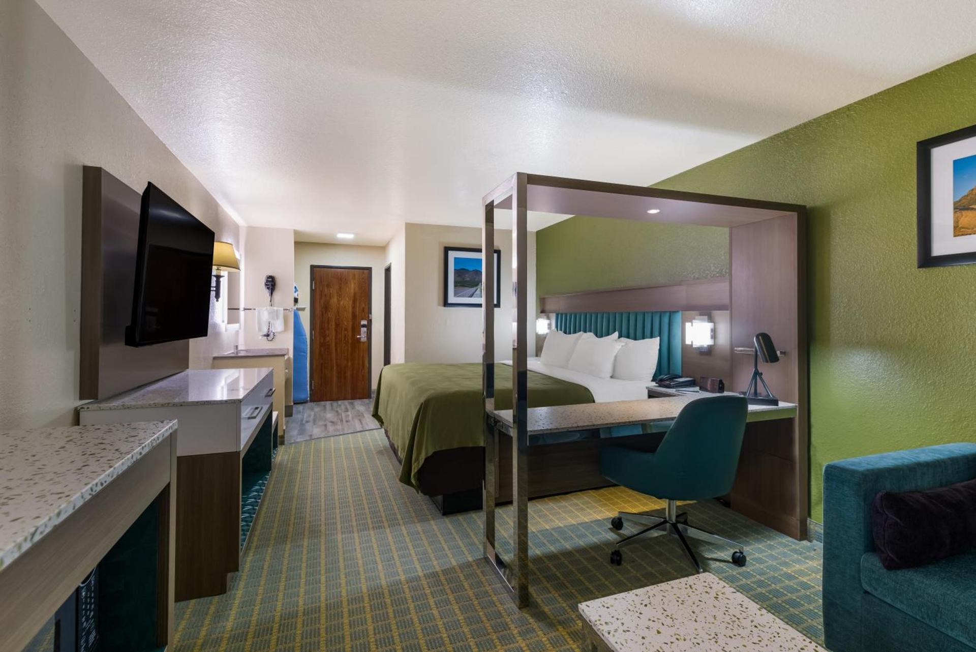 Quality Inn Alpine photo 22