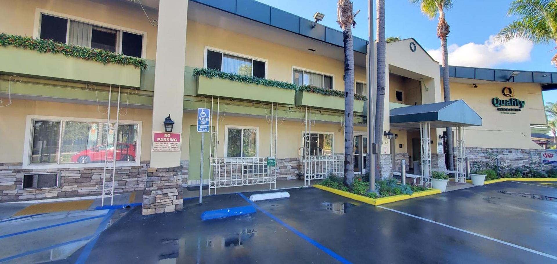 Quality Inn & Suites Anaheim at the Park photo 36